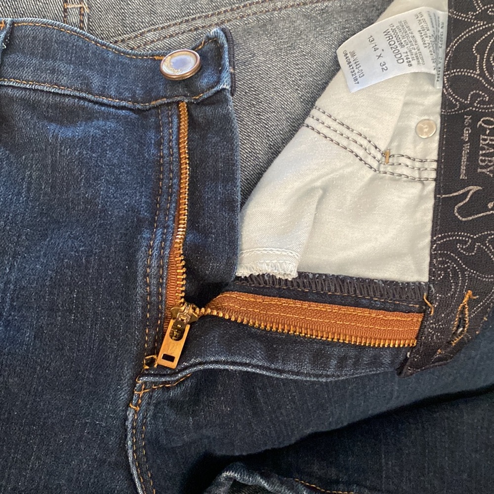 Wrangler - Picture 4 of 5